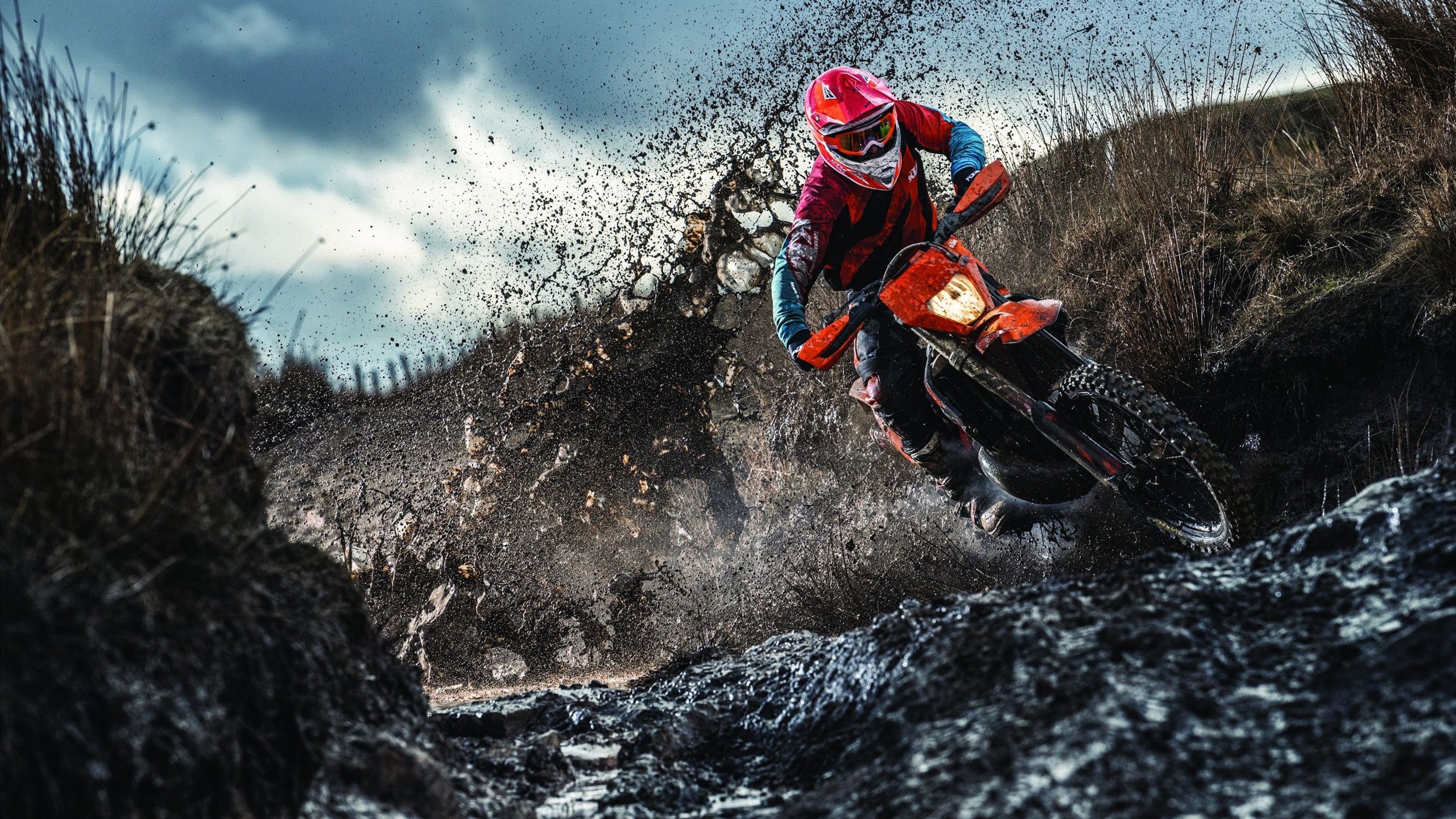 kaiyun中国官方网站-“雪地争锋：北极极寒赛段的速度传奇”，北极雪地飙车电影