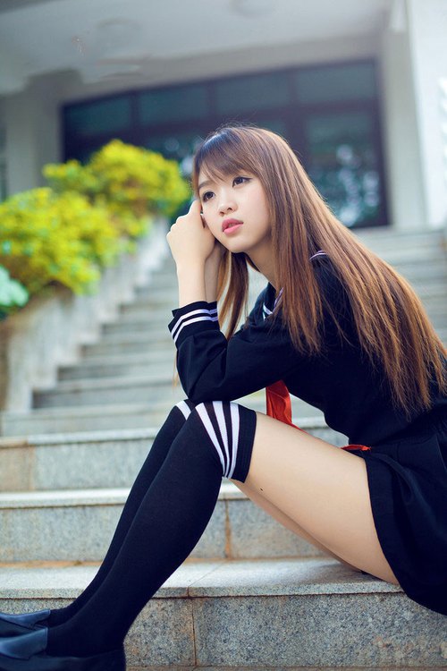 性能优良新型青训装备频出，行业科技创新不断推进，青训品牌