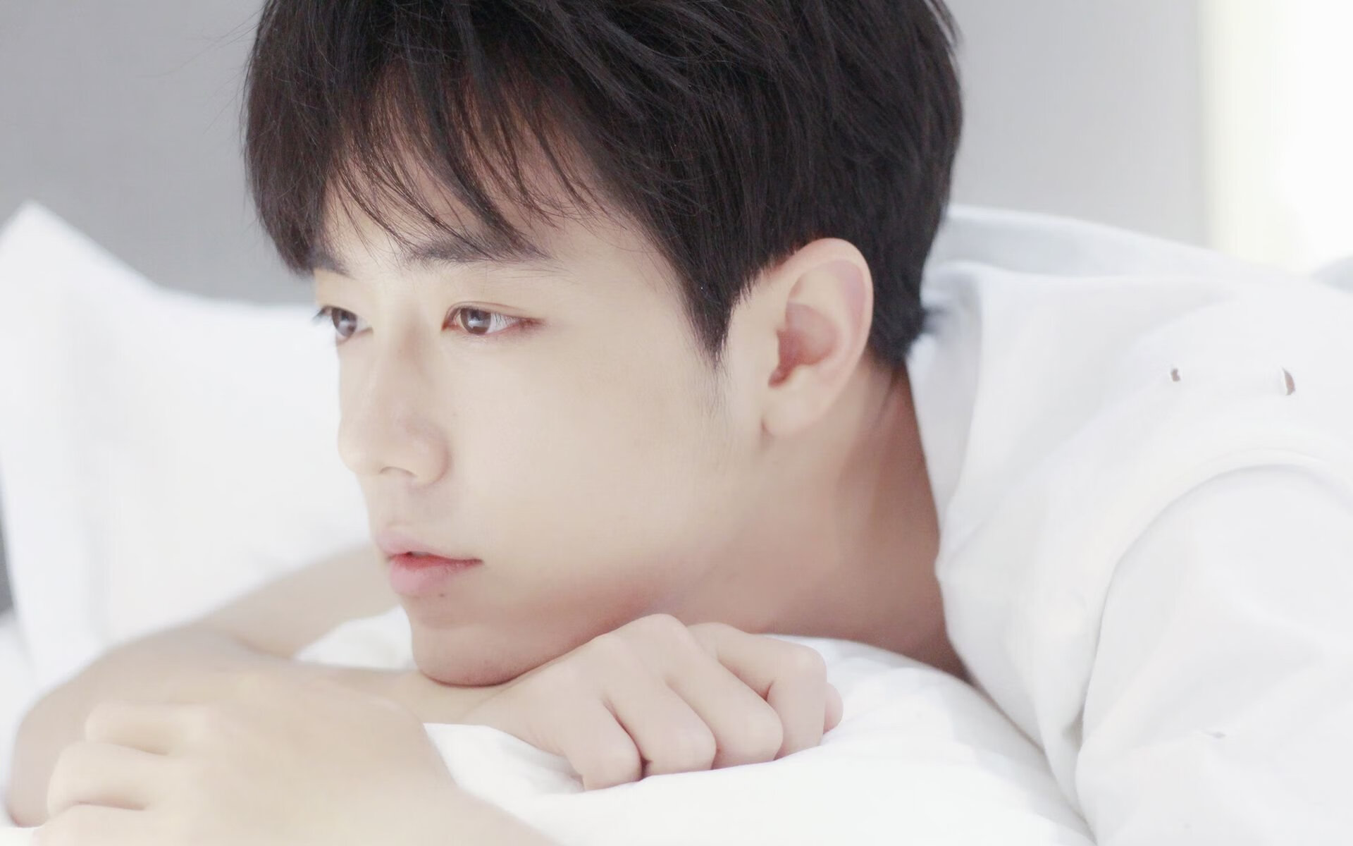 英格兰马术队在巴黎奥运会盛装舞步比赛中取得优异成绩,获得第五名。