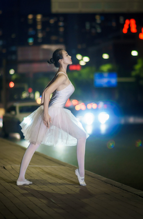 丹佛掘金新星荣膺G联赛最佳新秀，丹佛掘金队名宿