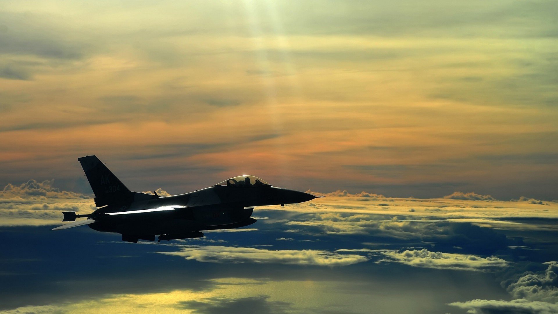 是否应加强青训期球员社交素养训练，青训球员标准