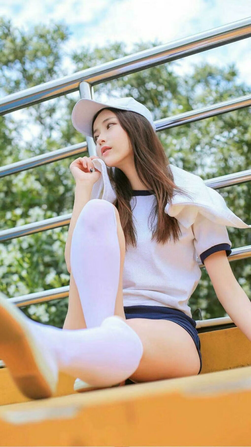 “腰旗橄榄球：东部新区赛场的精彩对决让人目不暇接”